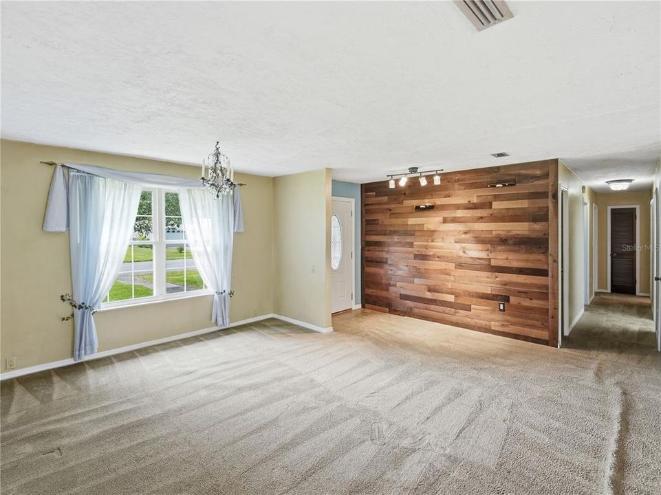 На продажу: $346,000 (3 спален, 2 ванн, 1661 Квадратных фут)