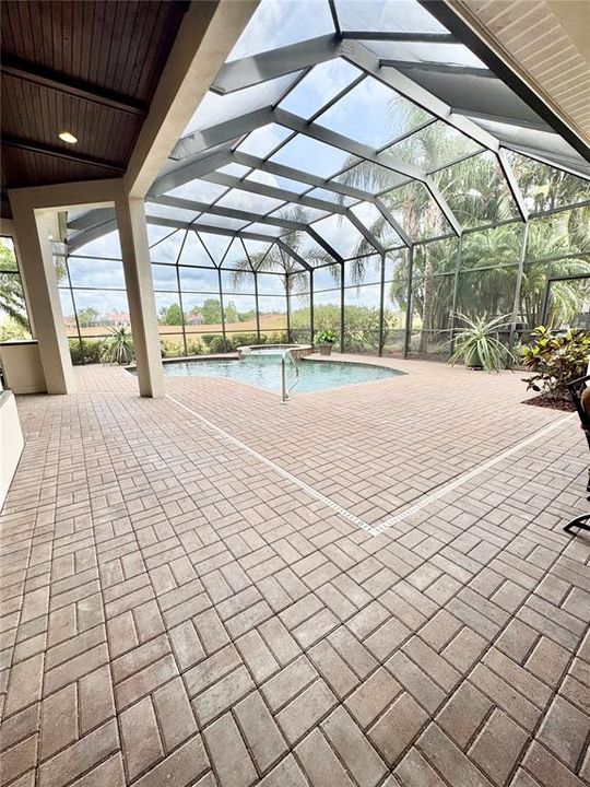 For Sale: $1,870,000 (6 beds, 4 baths, 4193 Square Feet)