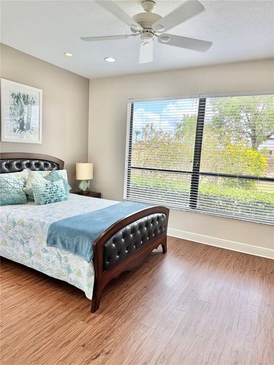 For Sale: $1,870,000 (6 beds, 4 baths, 4193 Square Feet)