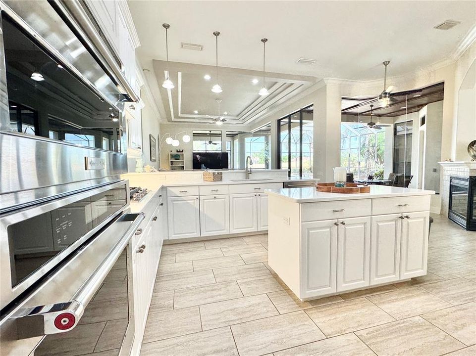 For Sale: $1,870,000 (6 beds, 4 baths, 4193 Square Feet)
