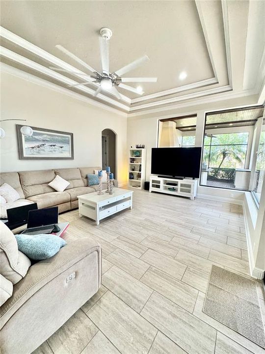 For Sale: $1,870,000 (6 beds, 4 baths, 4193 Square Feet)