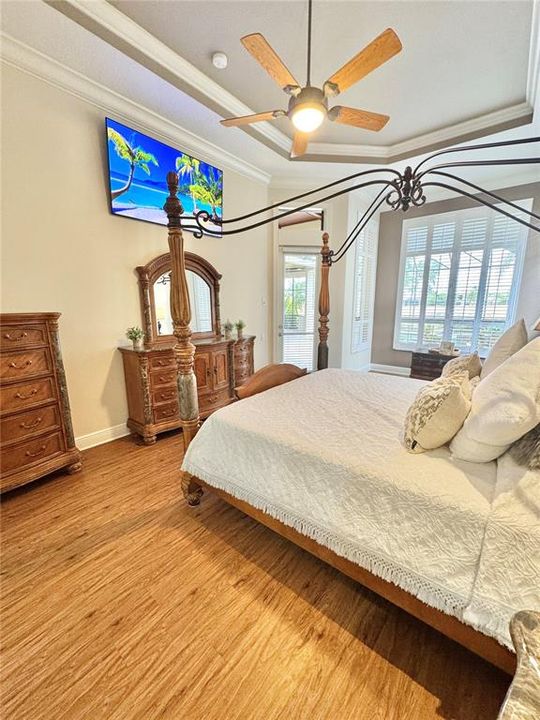 For Sale: $1,870,000 (6 beds, 4 baths, 4193 Square Feet)