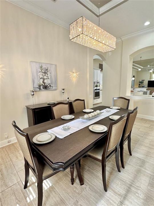 For Sale: $1,870,000 (6 beds, 4 baths, 4193 Square Feet)