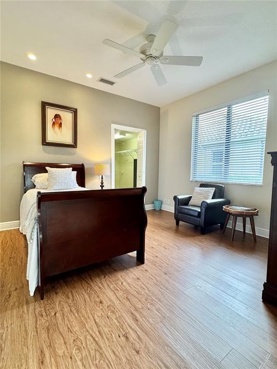 For Sale: $1,870,000 (6 beds, 4 baths, 4193 Square Feet)
