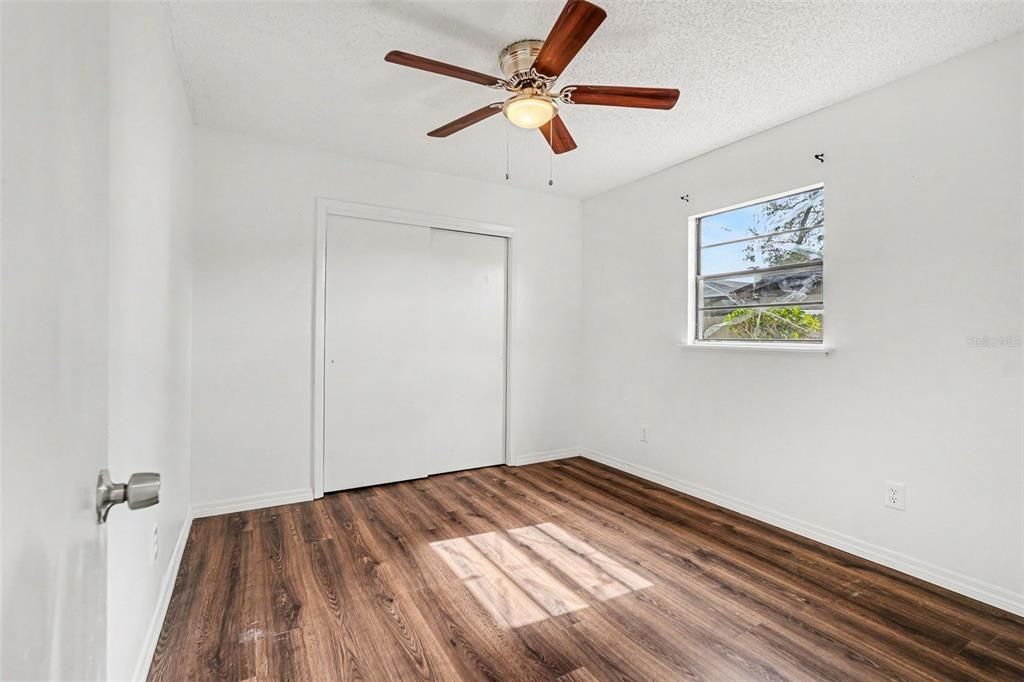 En Venta: $274,900 (3 camas, 2 baños, 1255 Pies cuadrados)