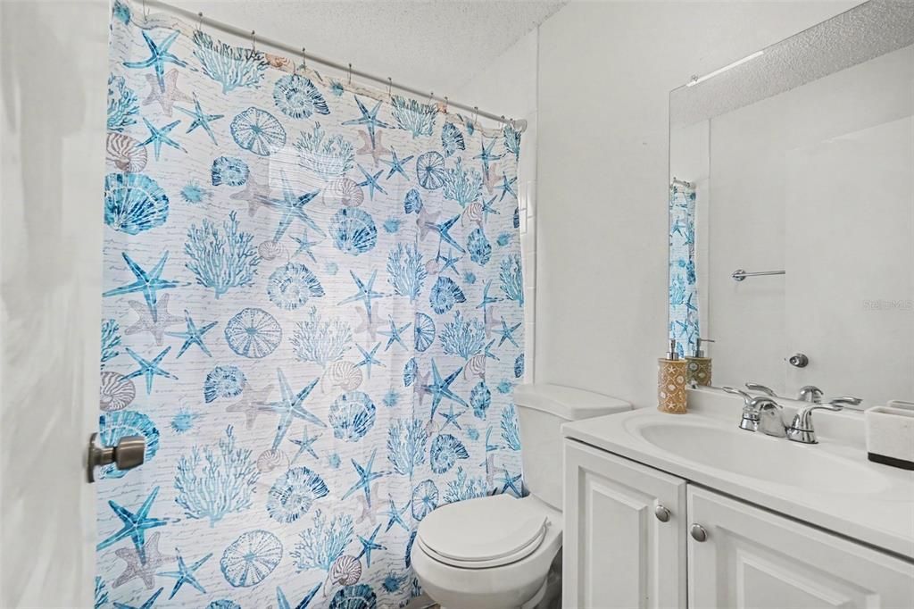 En Venta: $274,900 (3 camas, 2 baños, 1255 Pies cuadrados)