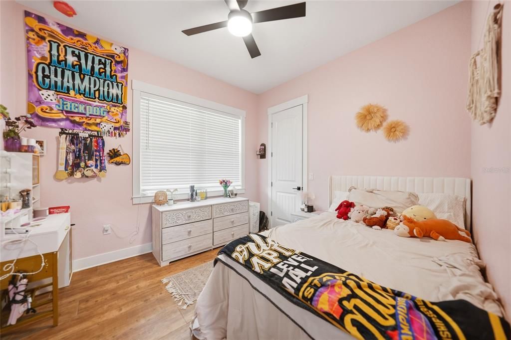 For Sale: $499,000 (4 beds, 2 baths, 2137 Square Feet)