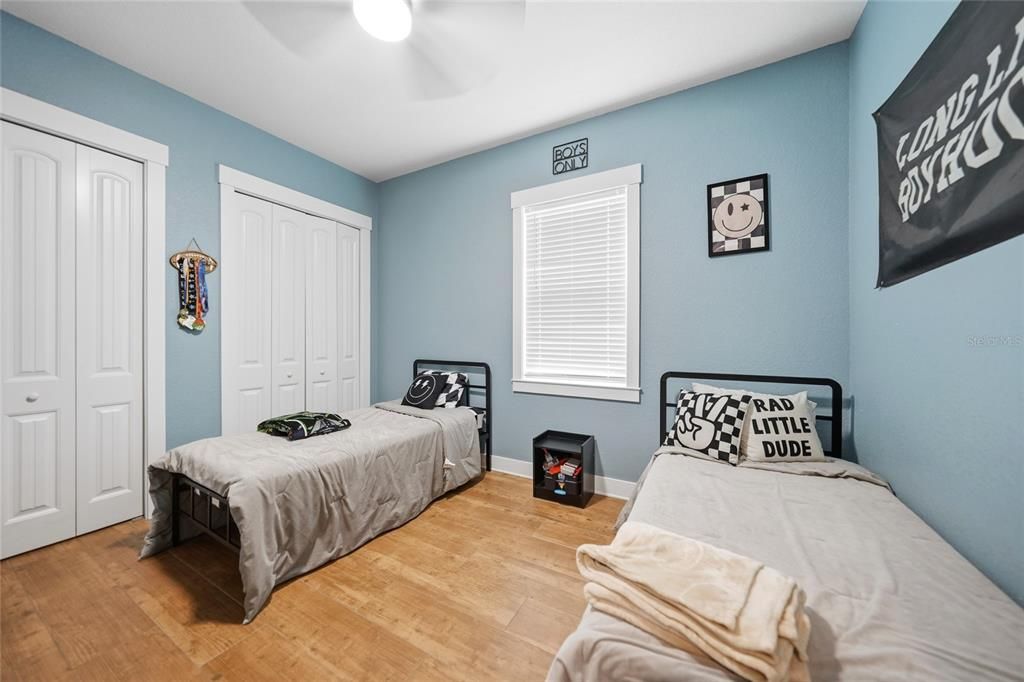 For Sale: $499,000 (4 beds, 2 baths, 2137 Square Feet)