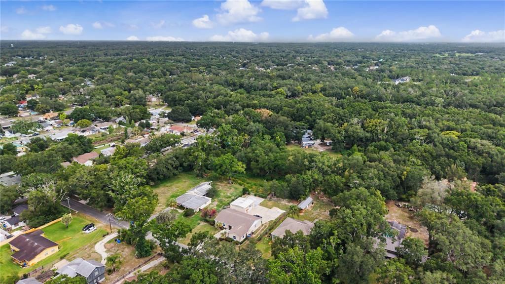 For Sale: $700,000 (5 beds, 3 baths, 2370 Square Feet)