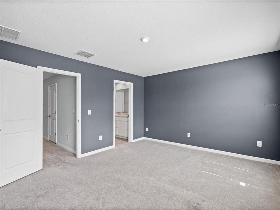 For Sale: $274,900 (3 beds, 2 baths, 1440 Square Feet)