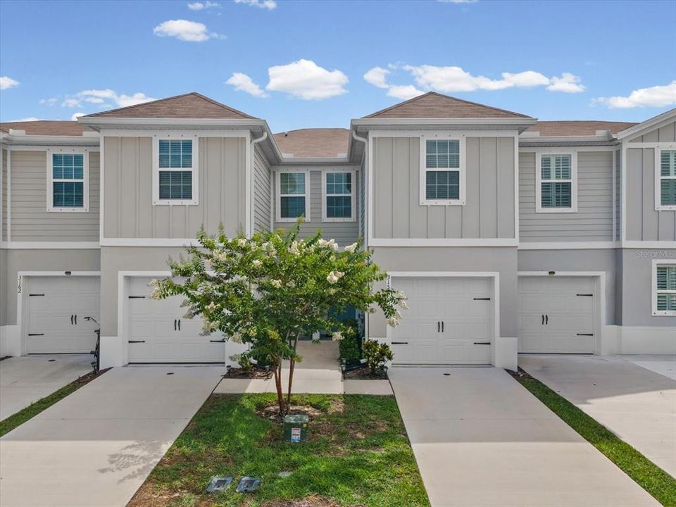 For Sale: $274,900 (3 beds, 2 baths, 1440 Square Feet)