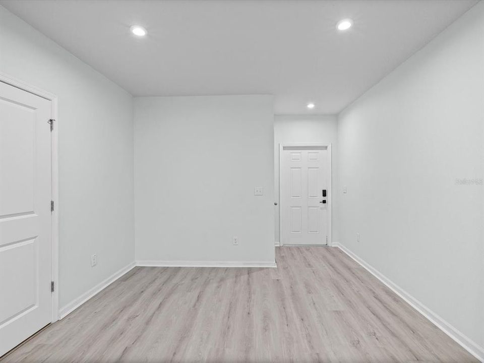 For Sale: $274,900 (3 beds, 2 baths, 1440 Square Feet)