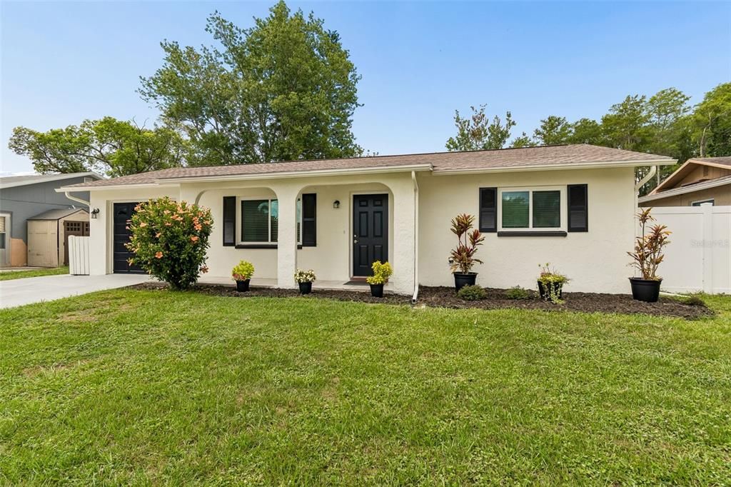 For Sale: $364,900 (3 beds, 2 baths, 1656 Square Feet)