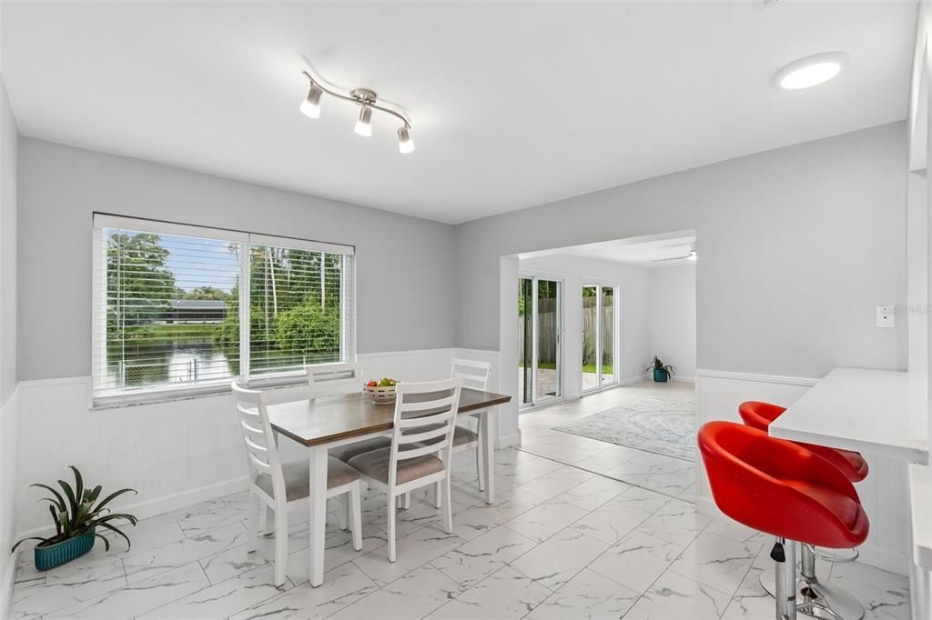 For Sale: $364,900 (3 beds, 2 baths, 1656 Square Feet)