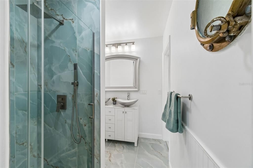 For Sale: $364,900 (3 beds, 2 baths, 1656 Square Feet)