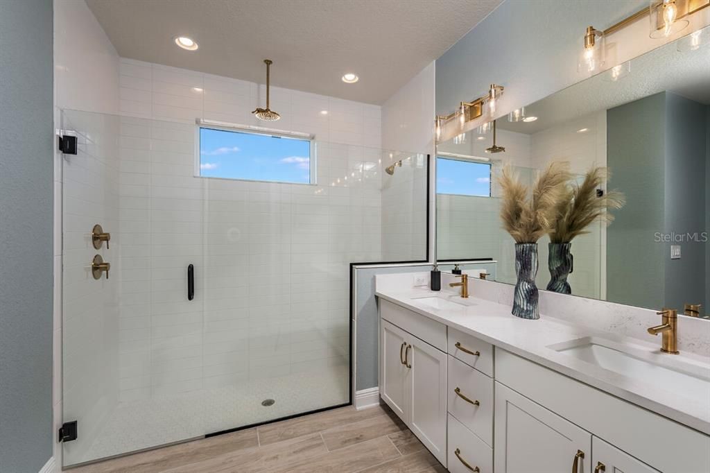 For Sale: $525,885 (4 beds, 3 baths, 2336 Square Feet)