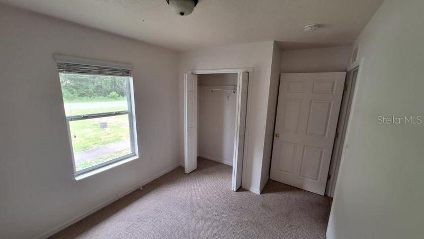 For Sale: $199,900 (3 beds, 2 baths, 1066 Square Feet)
