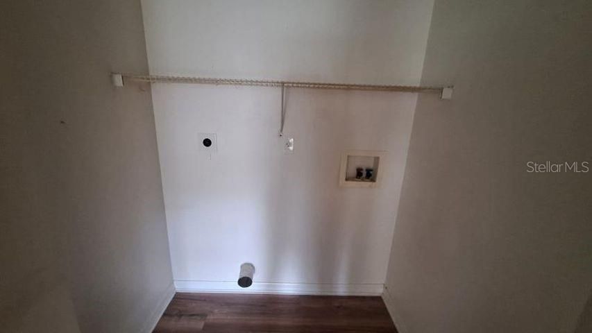 For Sale: $199,900 (3 beds, 2 baths, 1066 Square Feet)