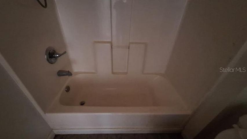 For Sale: $199,900 (3 beds, 2 baths, 1066 Square Feet)