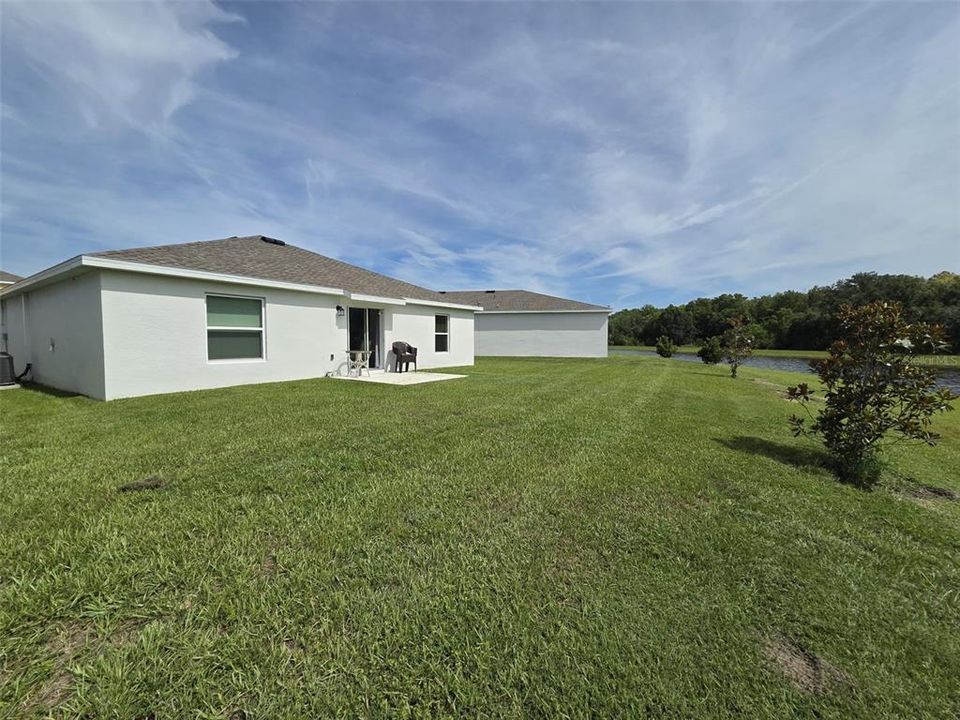 For Rent: $2,300 (3 beds, 2 baths, 1560 Square Feet)