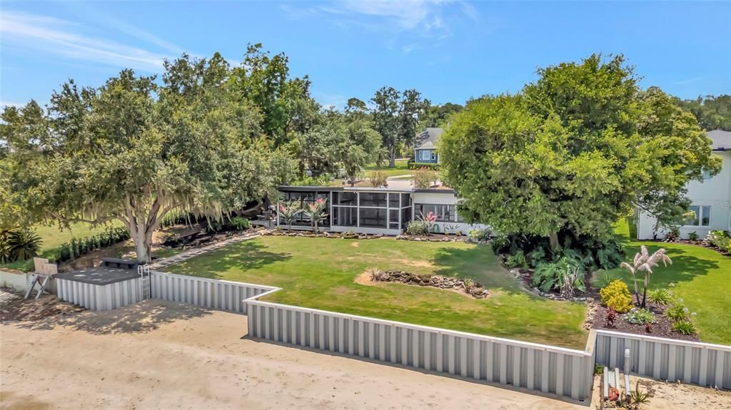 For Sale: $1,000,000 (4 beds, 2 baths, 1939 Square Feet)