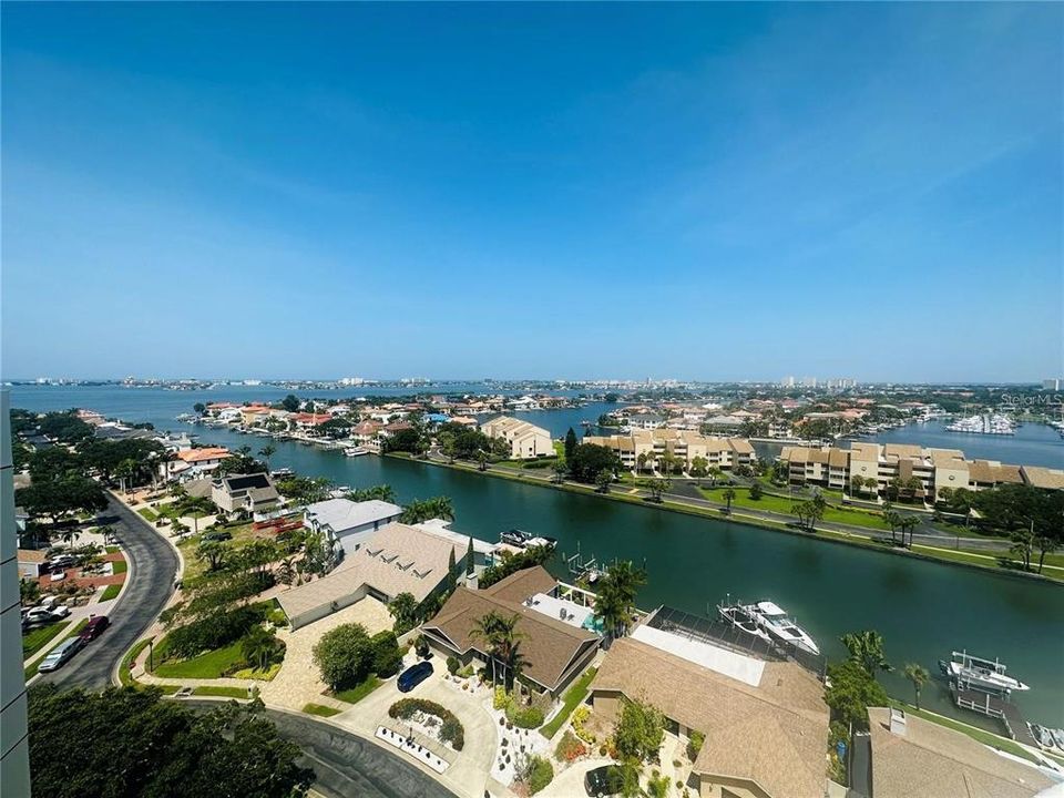 For Rent: $3,200 (2 beds, 2 baths, 1476 Square Feet)