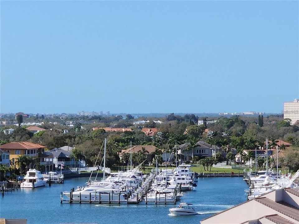 For Rent: $3,200 (2 beds, 2 baths, 1476 Square Feet)