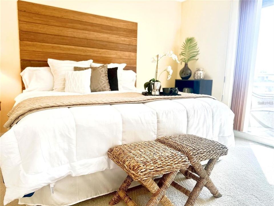 For Rent: $3,200 (2 beds, 2 baths, 1476 Square Feet)