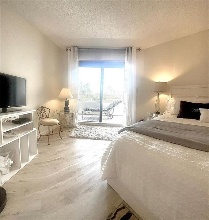 For Rent: $3,200 (2 beds, 2 baths, 1476 Square Feet)