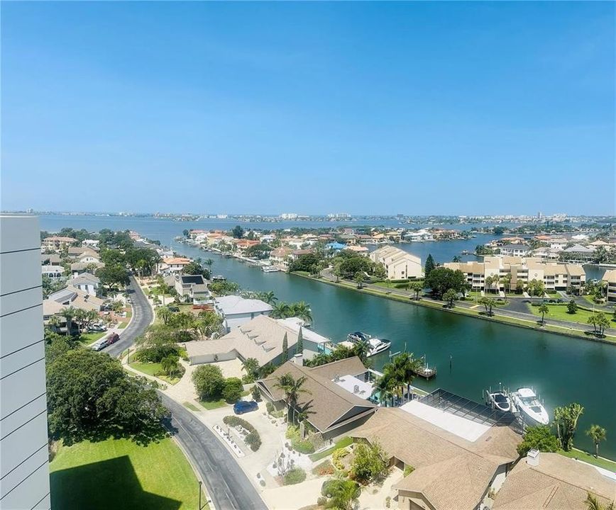 For Rent: $3,200 (2 beds, 2 baths, 1476 Square Feet)