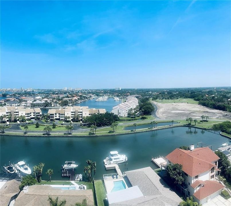 For Rent: $3,200 (2 beds, 2 baths, 1476 Square Feet)