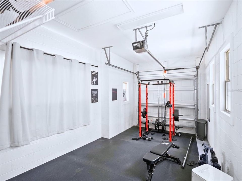 В аренду: $8,900 (6 спален, 4 ванн, 4969 Квадратных фут)