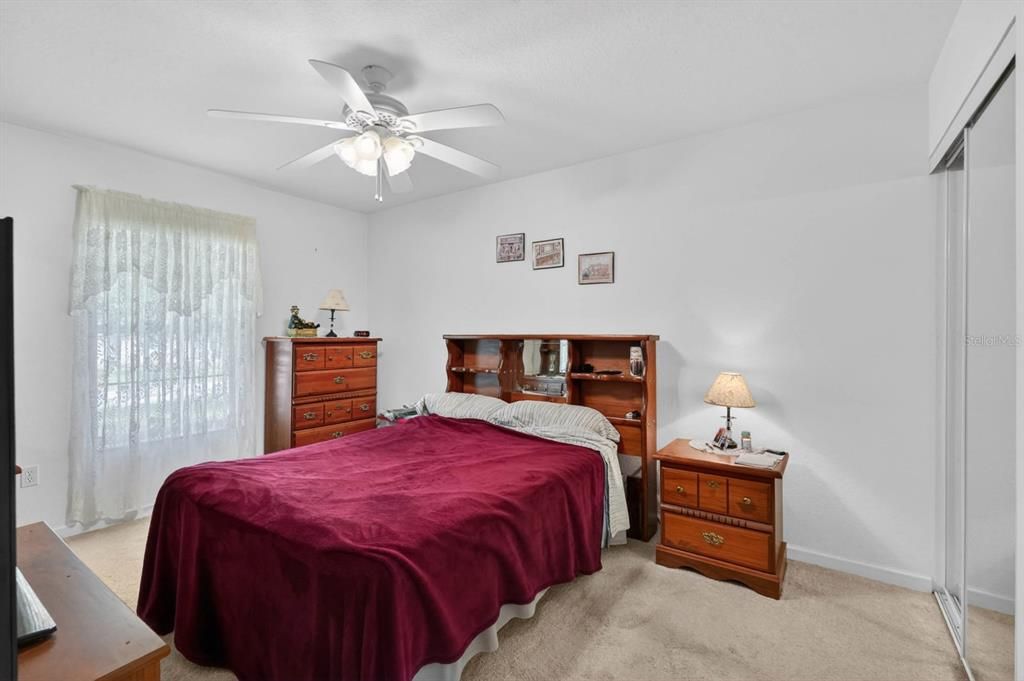 For Sale: $284,900 (3 beds, 2 baths, 1438 Square Feet)