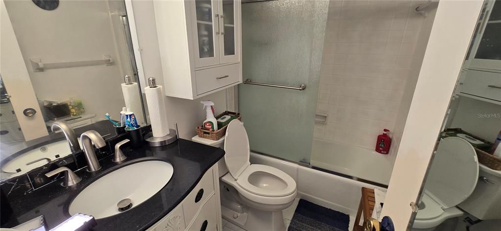 For Sale: $240,000 (3 beds, 2 baths, 1385 Square Feet)