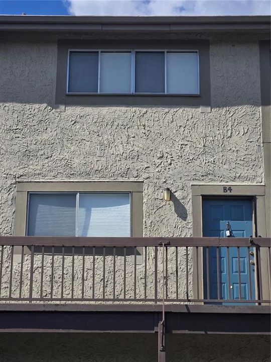 For Sale: $165,000 (2 beds, 2 baths, 1260 Square Feet)