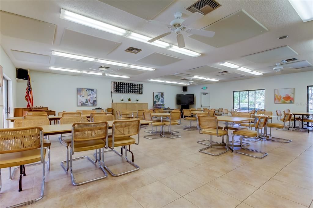 En Venta: $130,000 (2 camas, 2 baños, 1025 Pies cuadrados)