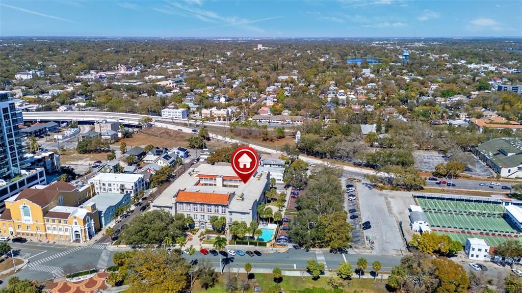 For Rent: $2,800 (2 beds, 2 baths, 875 Square Feet)
