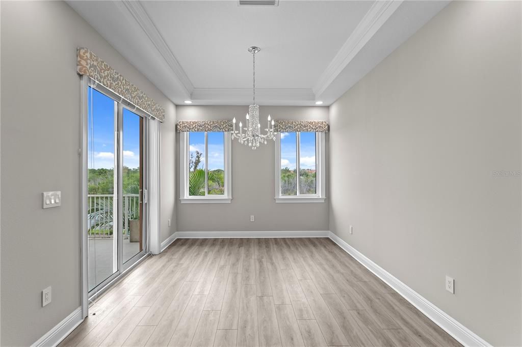 For Sale: $1,485,000 (3 beds, 2 baths, 2334 Square Feet)