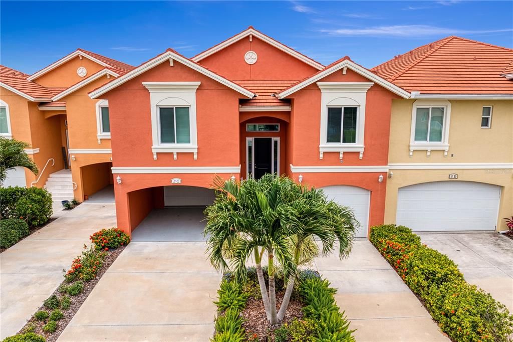 For Sale: $1,485,000 (3 beds, 2 baths, 2334 Square Feet)