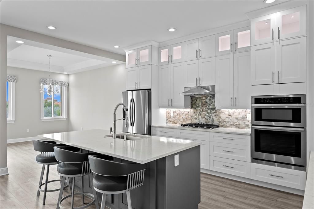 For Sale: $1,485,000 (3 beds, 2 baths, 2334 Square Feet)
