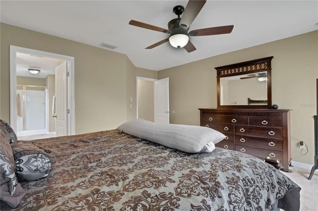 For Sale: $399,000 (4 beds, 2 baths, 2676 Square Feet)