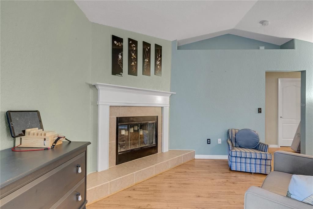 For Sale: $399,000 (4 beds, 2 baths, 2676 Square Feet)