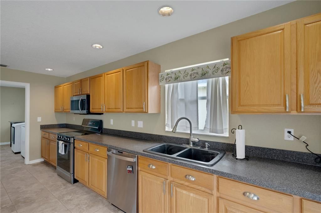 For Sale: $399,000 (4 beds, 2 baths, 2676 Square Feet)