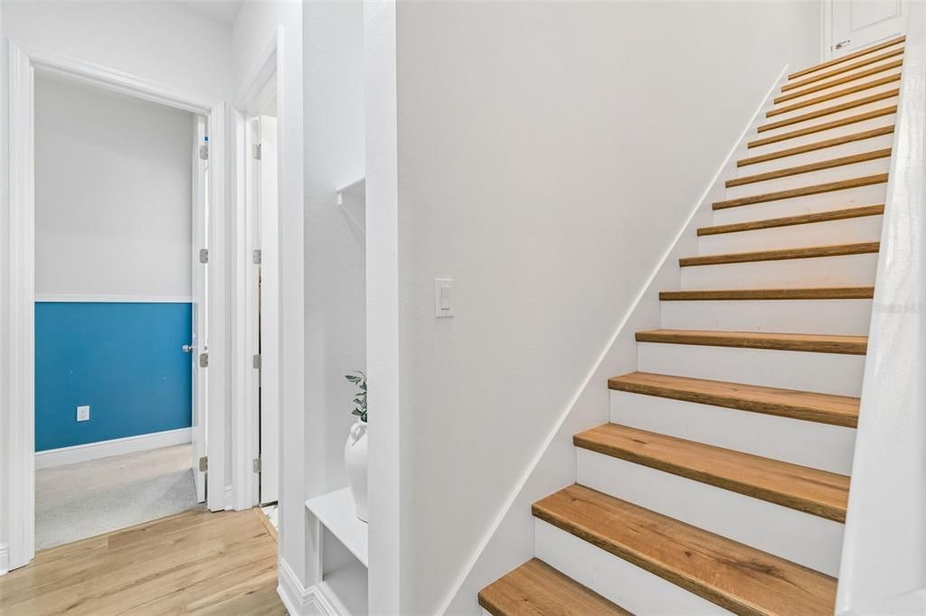 For Sale: $1,150,000 (6 beds, 4 baths, 4056 Square Feet)
