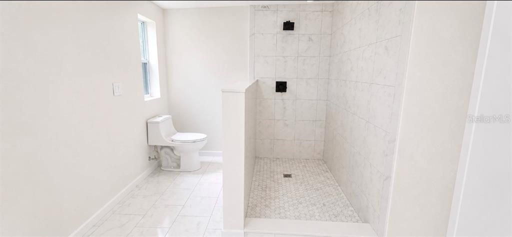 En Venta: $275,000 (4 camas, 2 baños, 1620 Pies cuadrados)