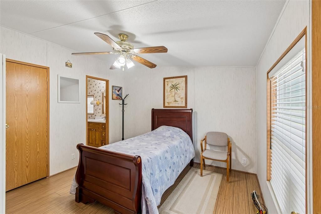 En Venta: $169,900 (2 camas, 2 baños, 960 Pies cuadrados)