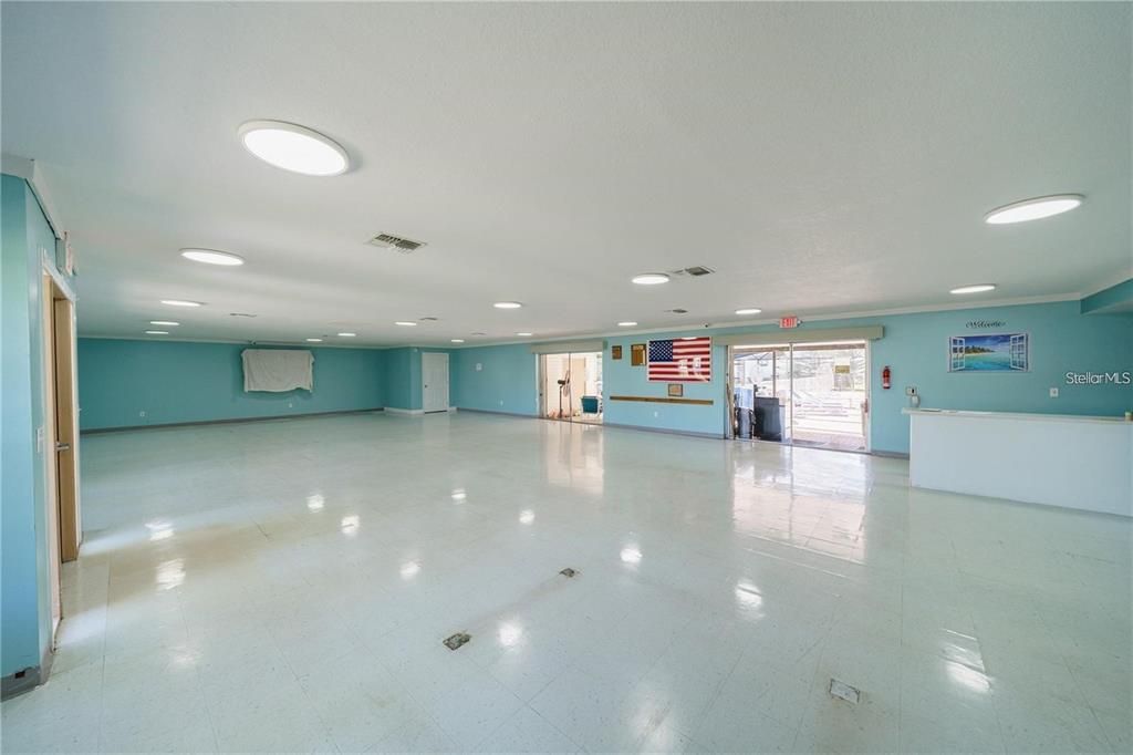 For Sale: $385,000 (2 beds, 2 baths, 1620 Square Feet)