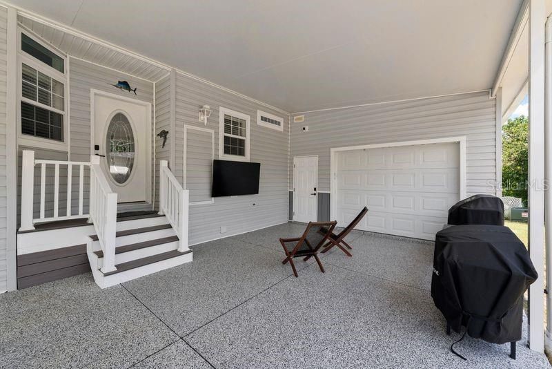 For Sale: $385,000 (2 beds, 2 baths, 1620 Square Feet)