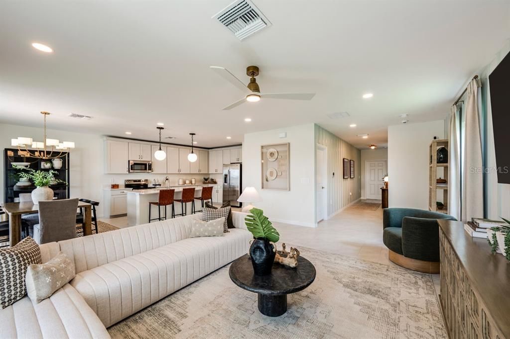For Sale: $485,560 (5 beds, 2 baths, 2262 Square Feet)