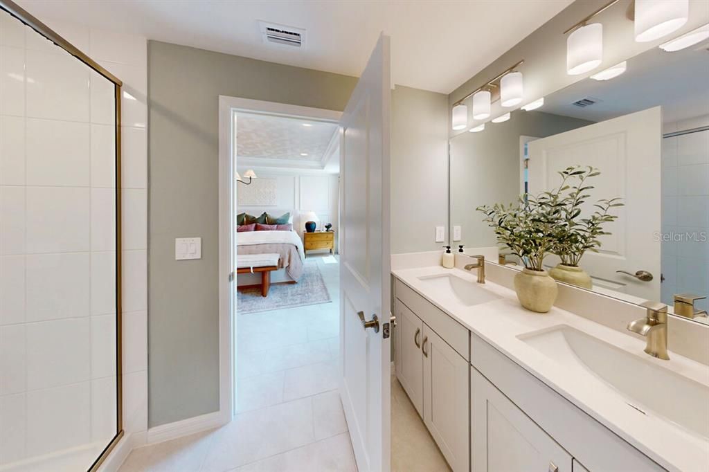 For Sale: $485,560 (5 beds, 2 baths, 2262 Square Feet)